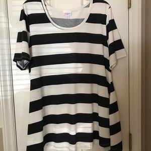 LulaRoe Perfect Tee